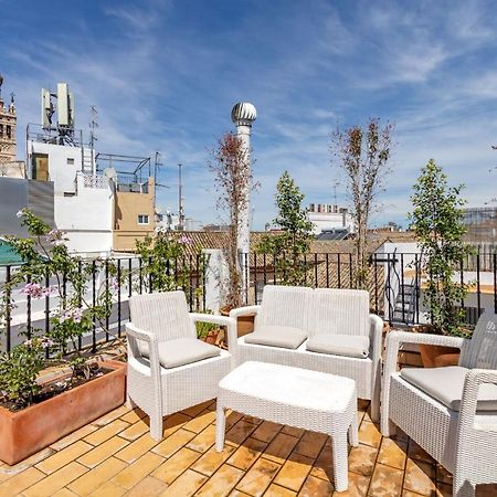 Ferienwohnung Abades Giralda Deluxe By Valcambre Sevilla Exterior foto