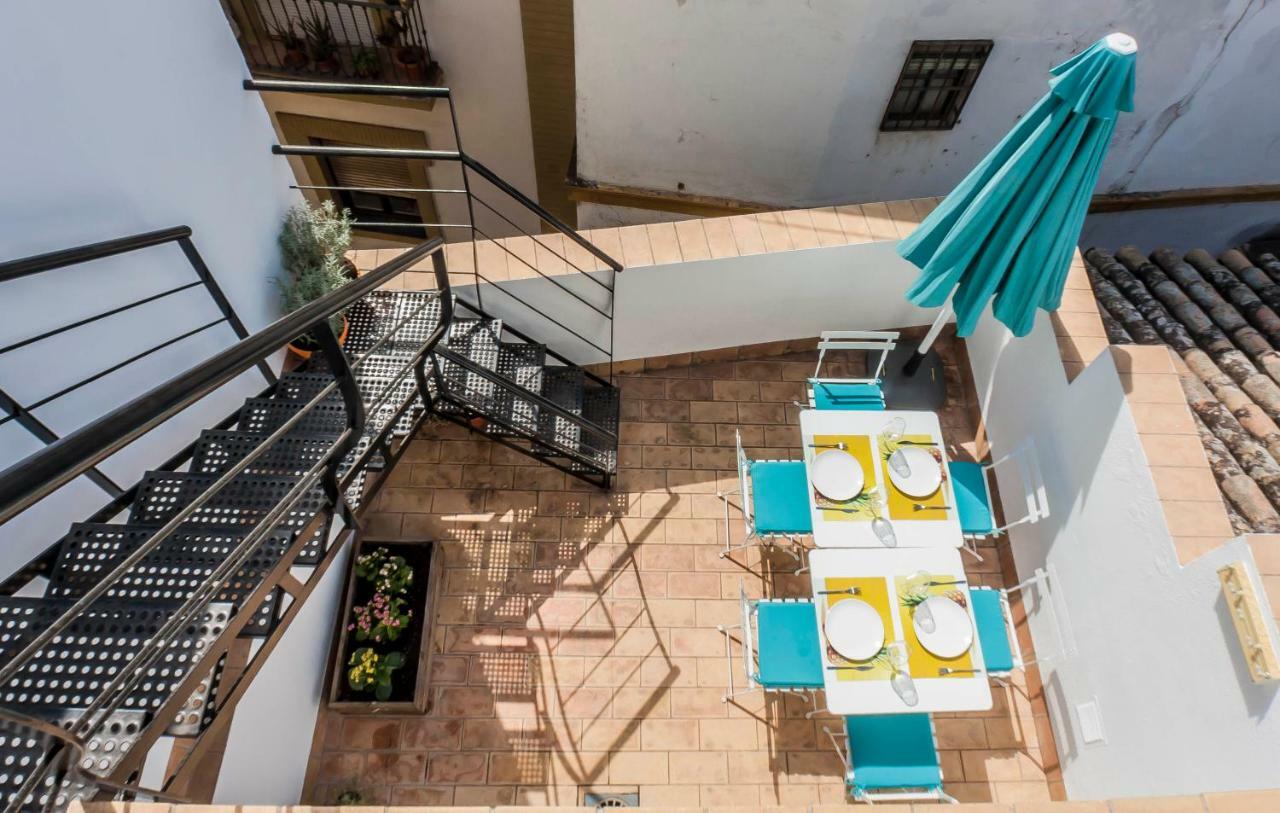 Ferienwohnung Abades Giralda Deluxe By Valcambre Sevilla Exterior foto
